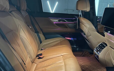 BMW 7 серия, 2019 год, 6 200 000 рублей, 7 фотография