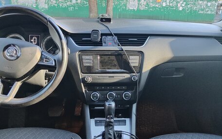 Skoda Octavia, 2016 год, 1 500 000 рублей, 11 фотография