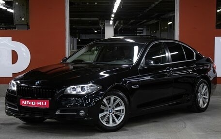 BMW 5 серия, 2013 год, 1 598 000 рублей, 1 фотография