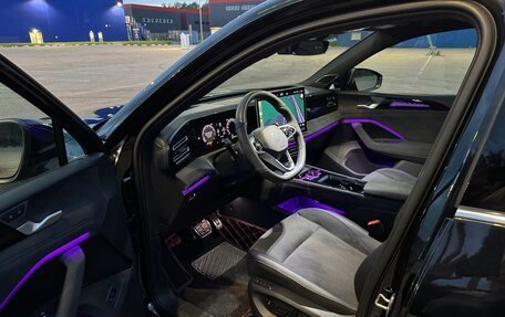 Volkswagen Tiguan, 2024 год, 6 300 000 рублей, 12 фотография