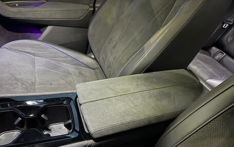 Volkswagen Tiguan, 2024 год, 6 300 000 рублей, 21 фотография