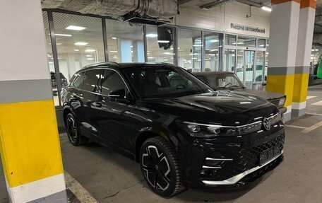 Volkswagen Tiguan, 2024 год, 6 300 000 рублей, 30 фотография
