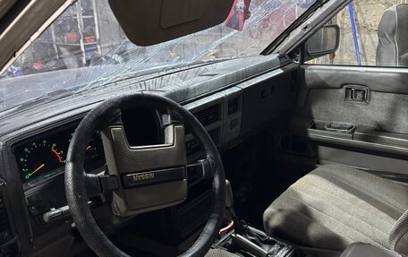Nissan Laurel VIII, 1986 год, 130 000 рублей, 15 фотография