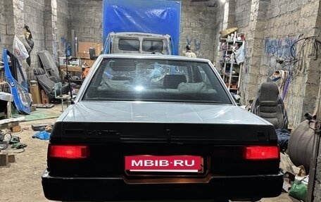 Nissan Laurel VIII, 1986 год, 130 000 рублей, 3 фотография