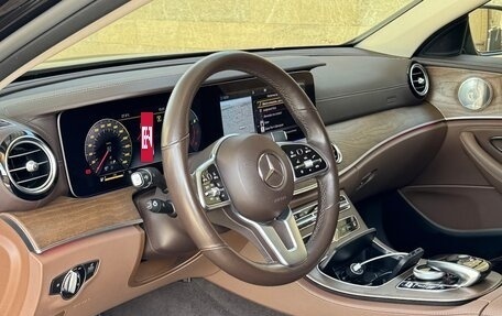 Mercedes-Benz E-Класс, 2018 год, 4 250 000 рублей, 9 фотография