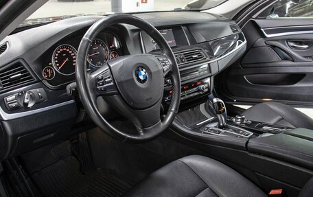 BMW 5 серия, 2013 год, 1 598 000 рублей, 15 фотография