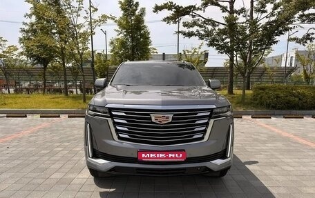 Cadillac Escalade V, 2022 год, 12 100 000 рублей, 2 фотография