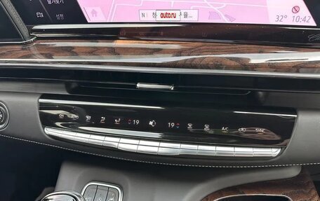 Cadillac Escalade V, 2022 год, 12 100 000 рублей, 18 фотография