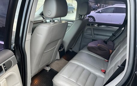 Volkswagen Touareg III, 2005 год, 990 000 рублей, 9 фотография