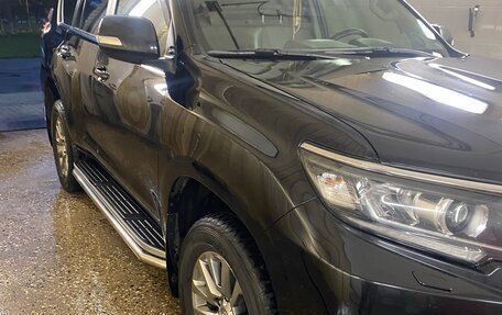 Toyota Land Cruiser Prado 150 рестайлинг 2, 2018 год, 5 100 000 рублей, 10 фотография