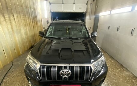 Toyota Land Cruiser Prado 150 рестайлинг 2, 2018 год, 5 100 000 рублей, 11 фотография