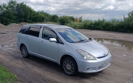 Toyota Wish II, 2003 год, 650 000 рублей, 8 фотография