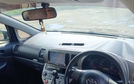 Toyota Wish II, 2003 год, 650 000 рублей, 9 фотография