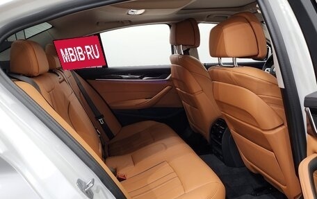 BMW 5 серия, 2021 год, 3 300 000 рублей, 8 фотография