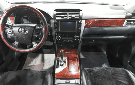 Toyota Camry, 2012 год, 1 749 000 рублей, 11 фотография