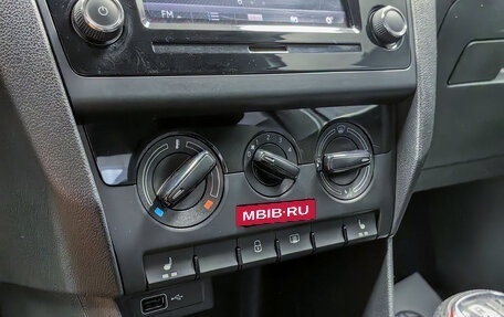 Skoda Rapid I, 2019 год, 1 150 000 рублей, 14 фотография