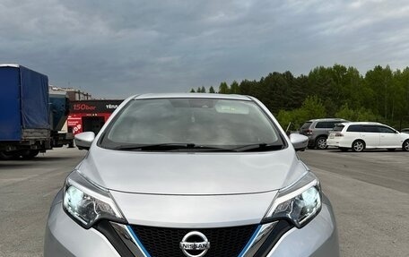 Nissan Note II рестайлинг, 2019 год, 1 200 000 рублей, 2 фотография