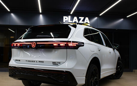 Volkswagen Tiguan, 2025 год, 4 549 000 рублей, 10 фотография