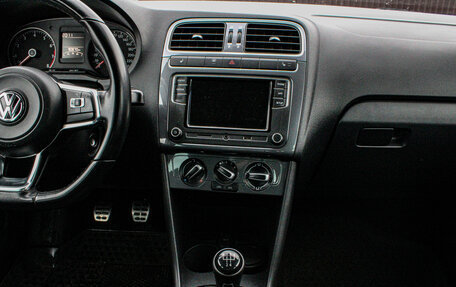 Volkswagen Polo VI (EU Market), 2018 год, 1 149 000 рублей, 21 фотография