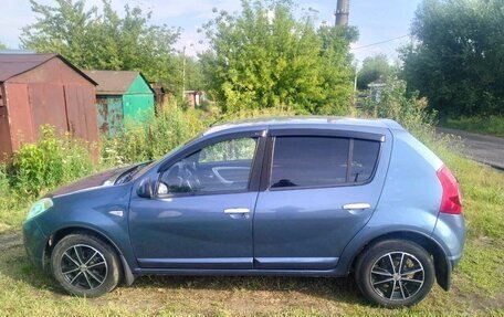 Renault Sandero I, 2011 год, 580 000 рублей, 3 фотография