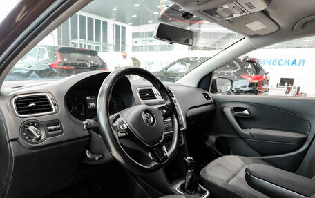 Volkswagen Polo VI (EU Market), 2017 год, 990 000 рублей, 20 фотография