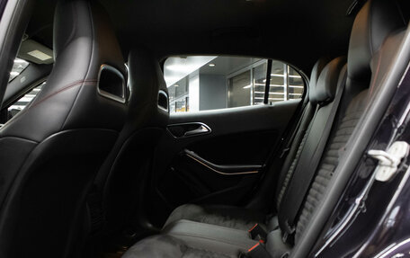 Mercedes-Benz GLA, 2015 год, 1 999 000 рублей, 13 фотография