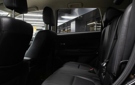 Mitsubishi Outlander III рестайлинг 3, 2012 год, 1 399 000 рублей, 13 фотография