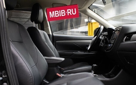 Mitsubishi Outlander III рестайлинг 3, 2012 год, 1 399 000 рублей, 12 фотография