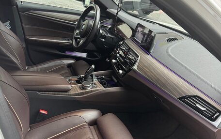 BMW 5 серия, 2019 год, 4 900 000 рублей, 7 фотография