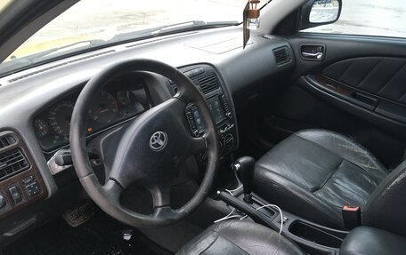 Toyota Avensis III рестайлинг, 2001 год, 460 000 рублей, 12 фотография