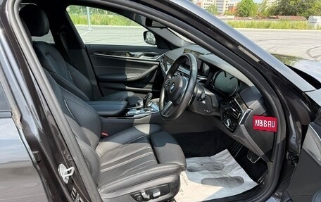 BMW 5 серия, 2018 год, 3 500 000 рублей, 12 фотография