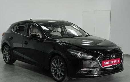 Mazda Axela, 2017 год, 1 316 954 рублей, 3 фотография