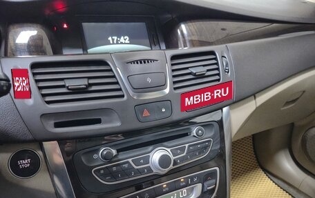 Renault Latitude I, 2012 год, 1 300 000 рублей, 17 фотография