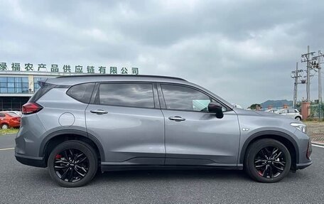 Chevrolet Orlando, 2023 год, 1 549 000 рублей, 7 фотография