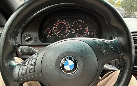 BMW 5 серия, 2003 год, 900 000 рублей, 12 фотография