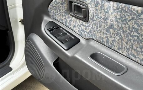 Nissan Pulsar IV, 1999 год, 250 000 рублей, 32 фотография