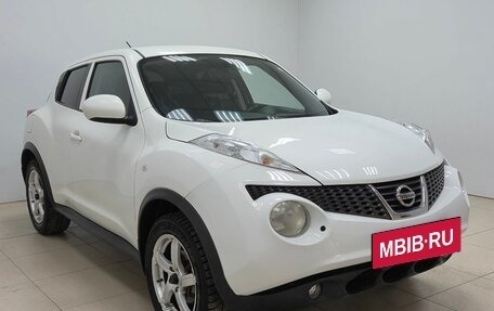 Nissan Juke II, 2011 год, 830 000 рублей, 3 фотография