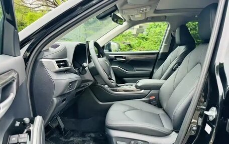 Toyota Highlander, 2025 год, 5 078 000 рублей, 10 фотография