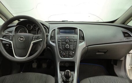 Opel Astra J, 2013 год, 650 000 рублей, 10 фотография