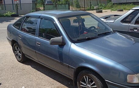 Opel Vectra A, 1989 год, 140 000 рублей, 3 фотография