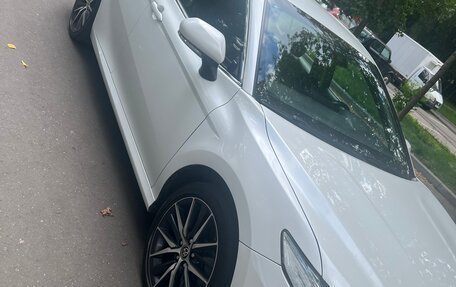 Toyota Camry, 2021 год, 2 750 000 рублей, 7 фотография