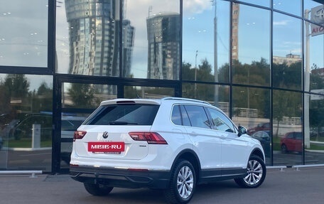 Volkswagen Tiguan II, 2021 год, 3 300 000 рублей, 2 фотография