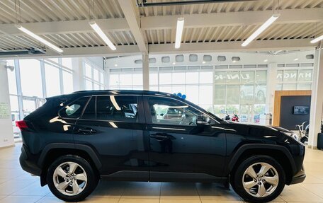 Toyota RAV4, 2021 год, 2 799 900 рублей, 7 фотография