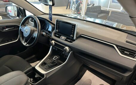 Toyota RAV4, 2021 год, 2 799 900 рублей, 13 фотография