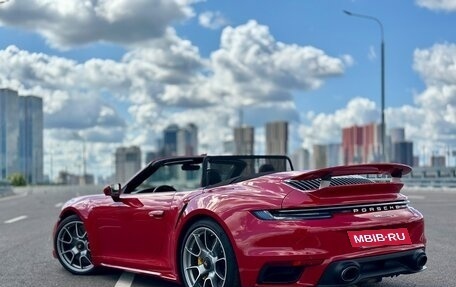 Porsche 911, 2021 год, 22 000 000 рублей, 6 фотография