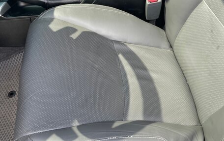 Toyota Land Cruiser Prado 120 рестайлинг, 2005 год, 2 390 000 рублей, 2 фотография