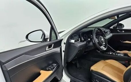 KIA K5, 2021 год, 2 100 000 рублей, 5 фотография