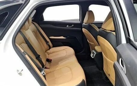 KIA K5, 2021 год, 2 100 000 рублей, 15 фотография