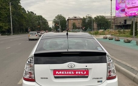 Toyota Prius, 2008 год, 700 000 рублей, 6 фотография