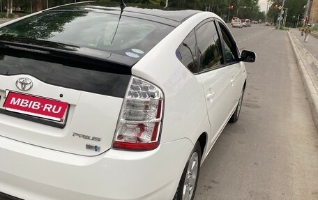 Toyota Prius, 2008 год, 700 000 рублей, 5 фотография